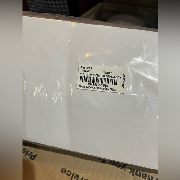 NWT-  Badgley Mischka v quilting center crossbody in taupe  - style 4183 - Picture 6 of 7